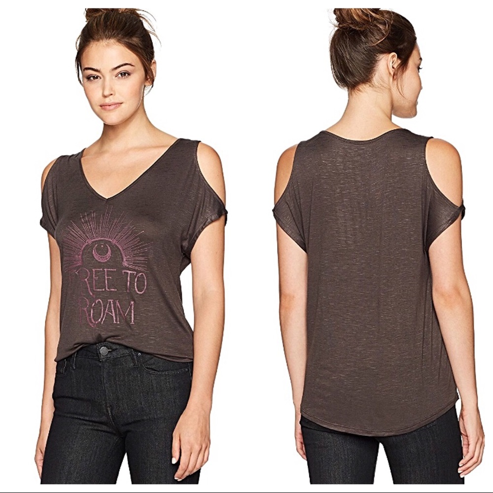Jessica Simpson Free to Roam Cold Shoulder Tee